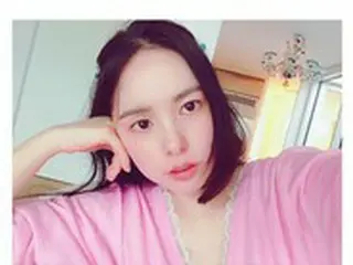 女優ミン・ヒョリン、ボブカットに見せかけたスタイルで2か月ぶりに近況公開