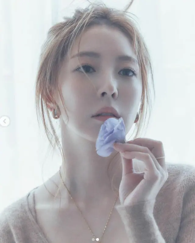 歌手BoA「誰？」シースルーの腹筋にくびれたSライン（画像提供:wowkorea）