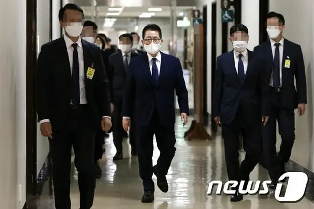 27日 韓国国会の情報委員会全体会議に参席する、朴智元 国家情報院長（画像提供:wowkorea）