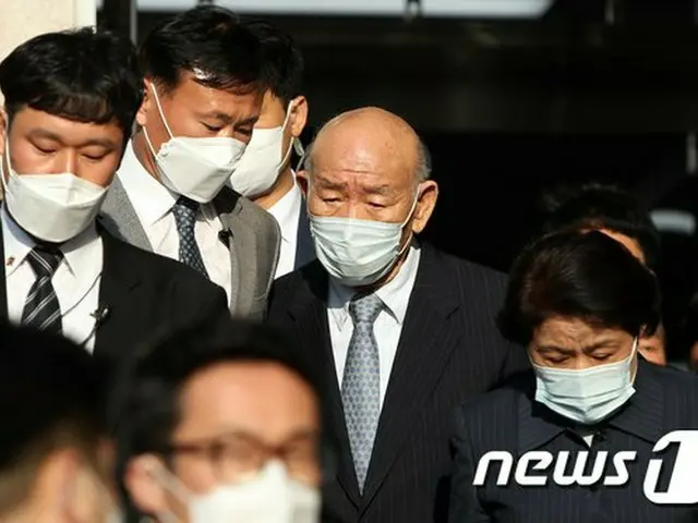 チョン・ドゥファン元大統領明日、光州事件関連の裁判へ…軍部の「自衛権」主張崩れるか？（画像提供:wowkorea）
