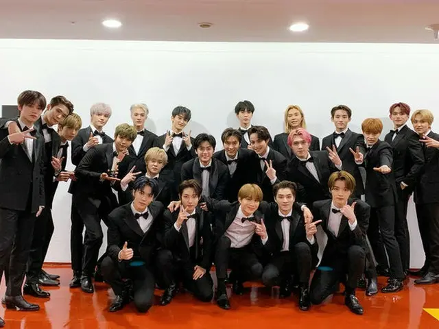 「NCT」が「2020 Asia Artist Awards」で今年のアルバム賞をはじめ、4冠を獲得する喜びを味わった。（画像提供:wowkorea）