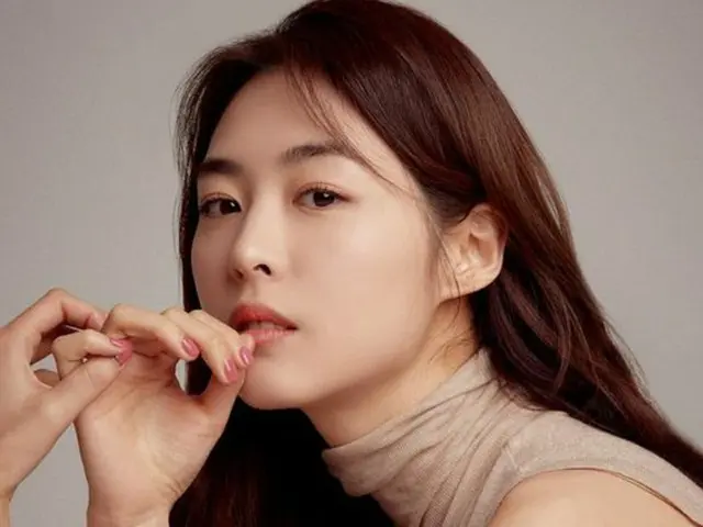女優イ・ヨニ、SMを離れVASTと新たに歩む…プロフィール写真アップデート！（画像提供:wowkorea）