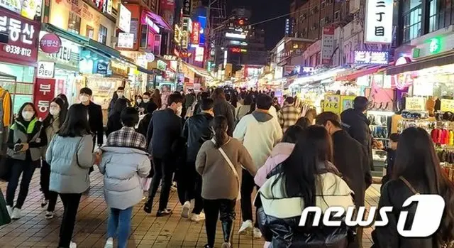 「20代30代が危ない」ソウル感染の27%…感染拡大に火をつける（画像提供:wowkorea）