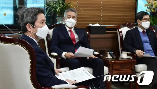 李仁栄 韓国統一相と対北協力民間団体協議会の役員たちが面談をした（画像提供:wowkorea）