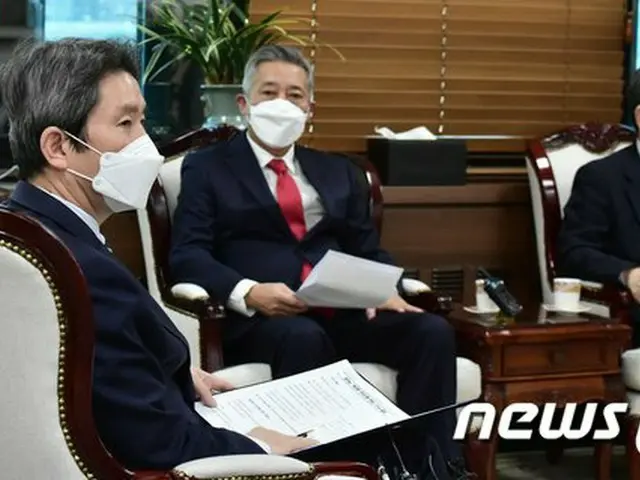 李仁栄 韓国統一相と対北協力民間団体協議会の役員たちが面談をした（画像提供:wowkorea）