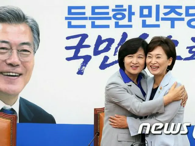 「不動産・コロナ・検察」の国内3乱に文在寅政府支持率下落＝韓国（画像提供:wowkorea）