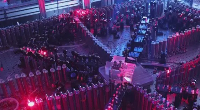 中国の研究陣が開発した量子コンピュータ（画像提供:wowkorea）