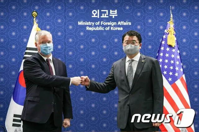 韓国外務次官、現職最後の訪韓ビーガン氏へメッセージ「次期政権、懸け橋に」（画像提供:wowkorea）