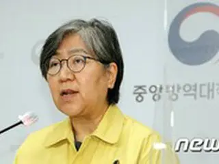 韓国の新規感染者880人、再び900人に迫る