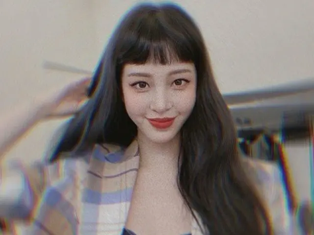 “39歳”女優ハン・イェスル、ブラトップにジャケット姿で童顔美誇る（画像提供:wowkorea）