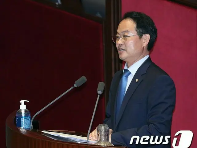 共に民主党「秋法相の決断に深い尊敬…権力機関改革の歴史的な礎を築いた」＝韓国（画像提供:wowkorea）