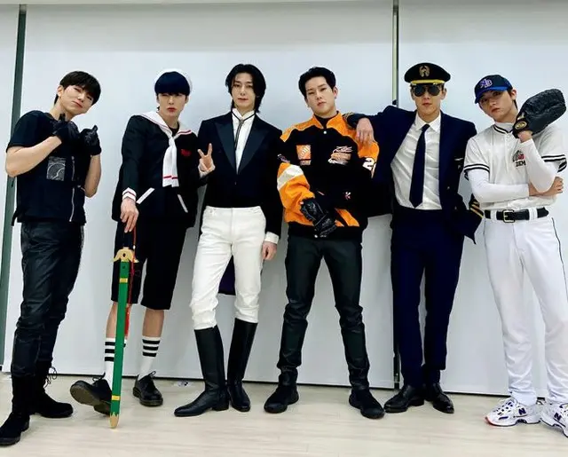 「MONSTA X」がスペシャルコスチュームバージョンの振り付け映像を奇襲公開した。（画像提供:OSEN）
