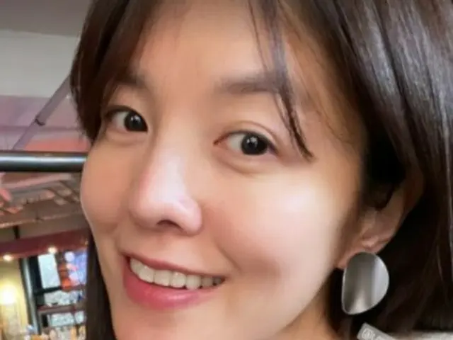 女優キム・ソンウン、3人のママがこんなに綺麗でいいの？…いつも優雅なビジュアル（画像提供:wowkorea）