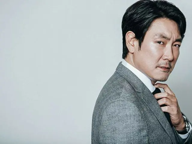 映画「ブラックマネー」出演チョ・ジヌン、韓国映画制作家協会賞受賞 「国民のひとりとして疎通した作品」（画像提供:wowkorea）