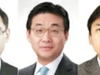 文大統領　次官級１０人の人事刷新