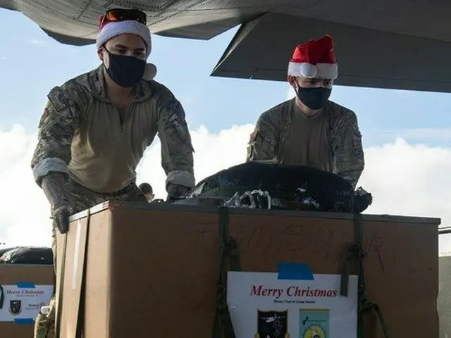 「コロナに勝ったサンタ」…69年伝統の「米空軍クリスマスドロップ」作戦＝韓国報道（画像提供:wowkorea）