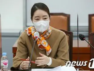 共に民主党報道官「国民の力は文大統領‘弾劾だと妄言’…大統領の謝罪は人事権者として、責任感を表現」＝韓国
