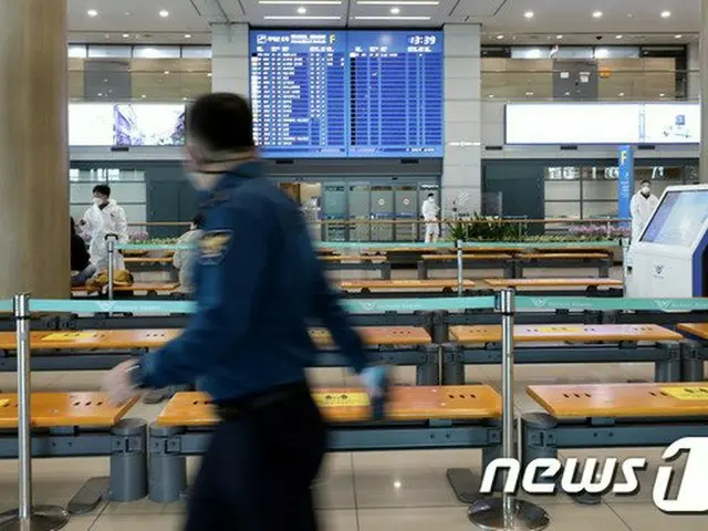「英国 新型コロナウイルス変異種」流入に…政府「入国手続き強化 今日 議論」（画像提供:wowkorea）