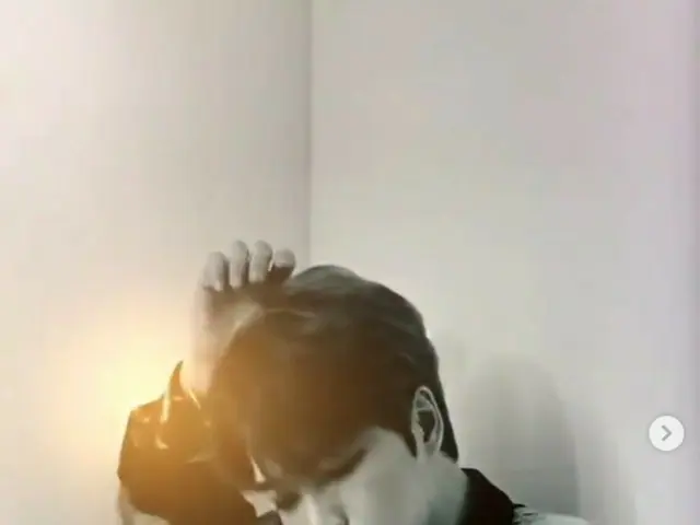 【トピック】歌手キム・ジェジュン、憂いに満ちたまなざしでセクシーさアップの動画が話題（画像提供:wowkorea）