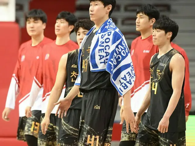 ＜韓国プロバスケ＞KGC選手の高熱症状で延期された試合、1月16日に開催＝新型コロナ検査「陰性」（画像提供:wowkorea）