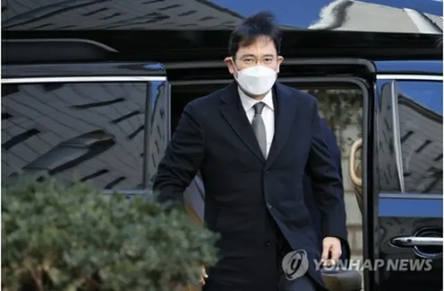 李在鎔被告＝３０日、ソウル（聯合ニュース）