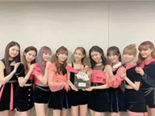 9人そろった「NiziU」、「レコード大賞」特別賞で晴れ舞台…「今年は見える景色が違う特別な年だった」