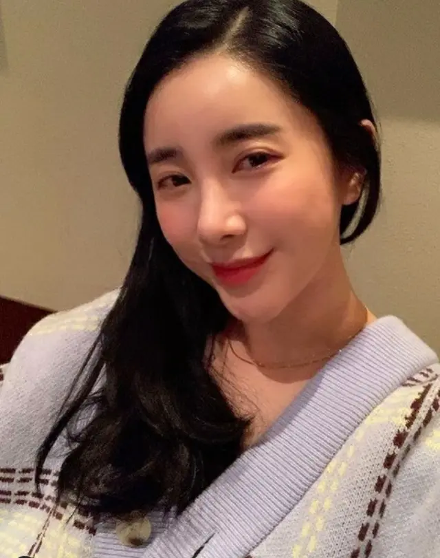 歌手ソ・イニョン、日本人事業家との結婚説に“事実ではない、結婚したい”と否認（画像提供:wowkorea）