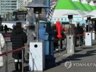 ［速報］韓国の新規コロナ感染者６５７人　２日連続１千人下回る