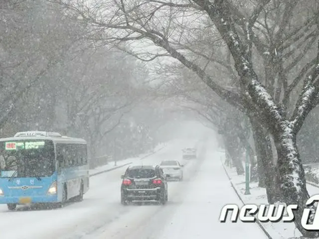 チェジュ（済州）山地「1時間あたり1 センチ」 大雪…済州空港にも大雪特別警報＝韓国（画像提供:wowkorea）