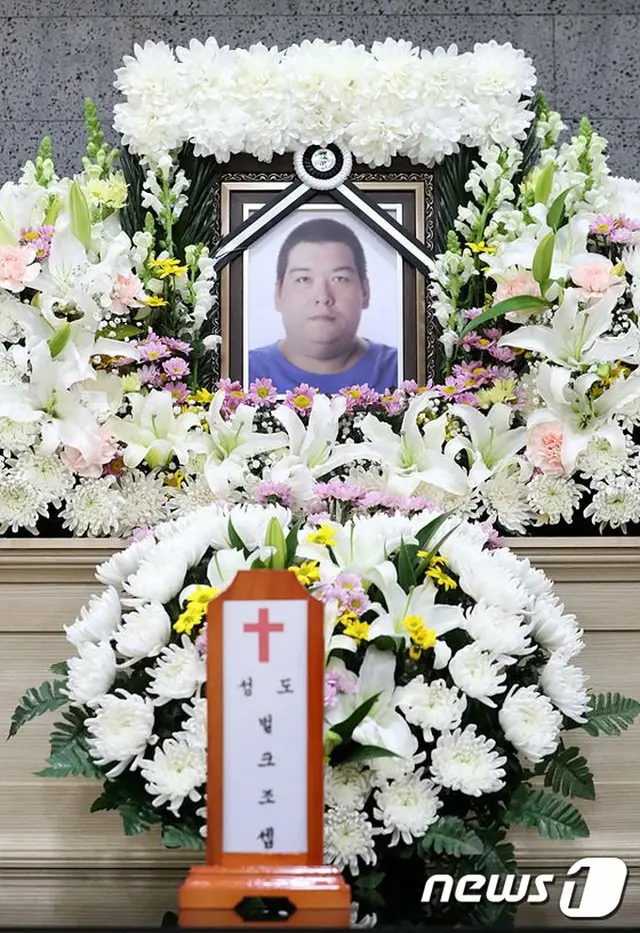 手術中に死亡したラッパーBig Joeさん、安らかに… 仲間が弔問し涙（画像提供:wowkorea）