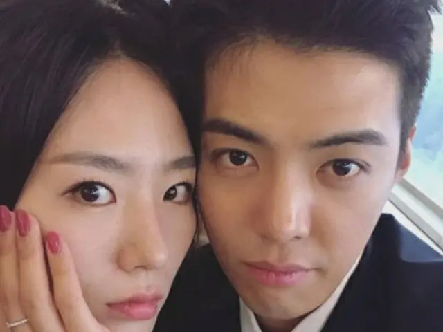 KangNam、妻イ・サンファと仲睦まじい自撮り写真公開「ことしも幸せな1年になりますように」（画像提供:wowkorea）