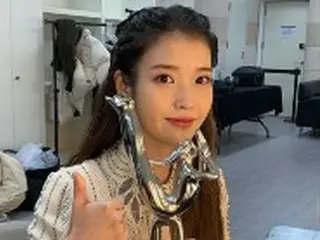 “ゴールデンディスク音源大賞”のIU、「もっと頑張ります」