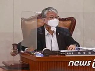 “大統領府の文書流出”元秘書官に無罪判決…元警正は懲役刑＝韓国