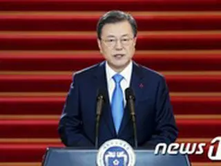 文大統領「恩赦について話すべき時ではない…国政独占の国家的被害は甚大」