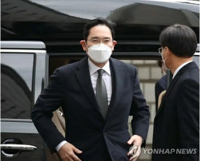 ソウル高裁に出廷した李在鎔被告＝18日、ソウル（聯合ニュース）
