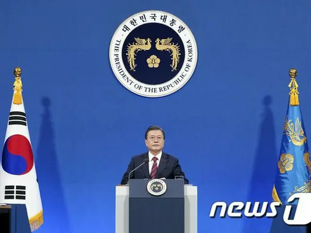 新年の会見を終えた文大統領…明日にも4～5省庁の内閣改造を発表する模様＝韓国（画像提供:wowkorea）