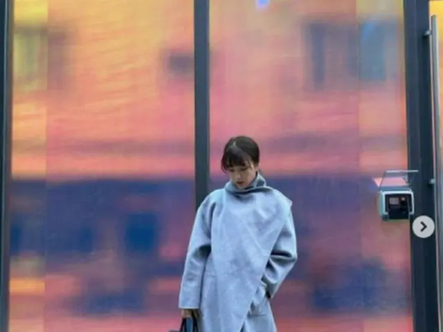 女優パク・ハソン、洗練された出勤スタイル　夫で俳優のリュ・スヨンがまた惚れるね（画像提供:wowkorea）