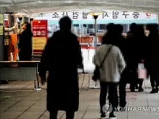 韓国の新規コロナ感染者４３１人　再び４００人台に