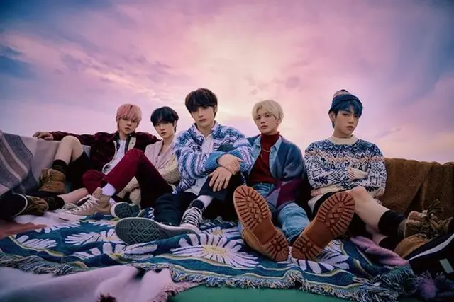 ”BTSの弟分”「TOMORROW X TOGETHER（TXT）」日本発売アルバム5日連続でトップ…最速最高記録（提供:wowkorea）