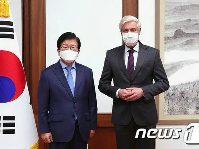 駐韓ドイツ大使に対して「KF94マスクをドイツで認められるよう関心を持ってほしい」＝韓国国会議長（画像提供:wowkorea）