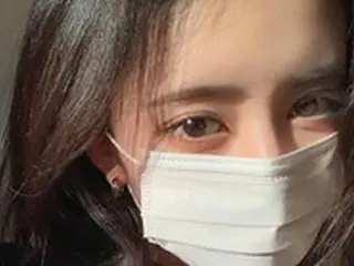 「NiziU」のRIMA、美しい瞳が見つめるどアップで近況報告…年齢診断アプリでも年上判定のギャップに反響