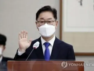 文大統領が法務相を任命　野党の同意は得られず＝任期は２８日から
