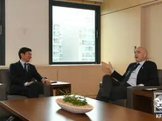 インファンティノFIFA会長「韓国サッカー発展のため努力したチョン・モンギュ会長に感謝」
