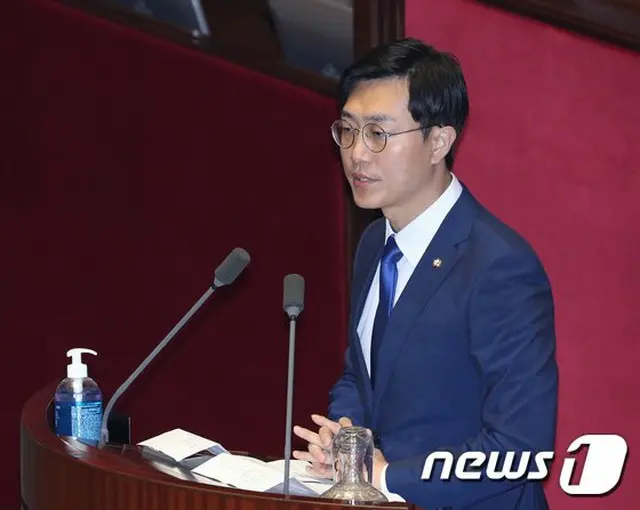許榮、共に民主党報道官（画像提供:wowkorea）