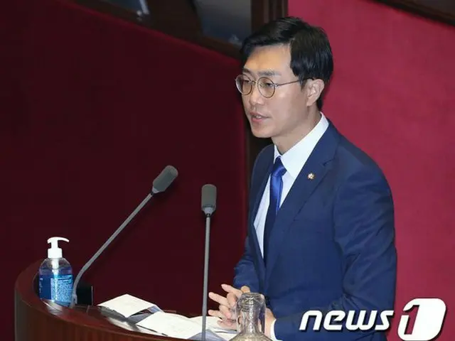 許榮、共に民主党報道官（画像提供:wowkorea）