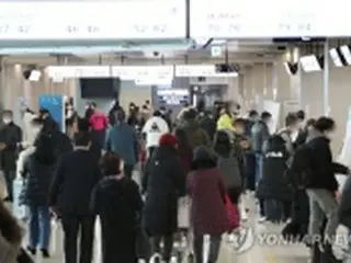 国内空港の利用客　旧正月連休は前年比１０%減予想＝韓国