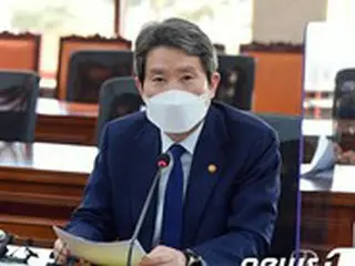 統一部長官「新年は南北関係正常化…北の同胞たちが健康であることを願う」＝韓国