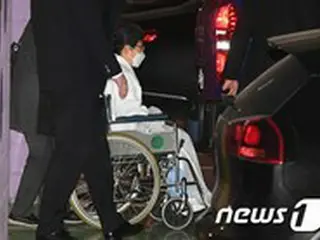 朴槿恵・李明博元大統領ら獄中で旧正月を迎える...接見禁止＝韓国