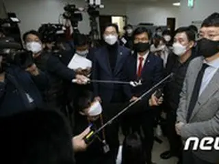 国民の力議員「チョ・グク元法相、SNSをする時間を減らし、刑事訴訟法を一度読んでください」＝韓国