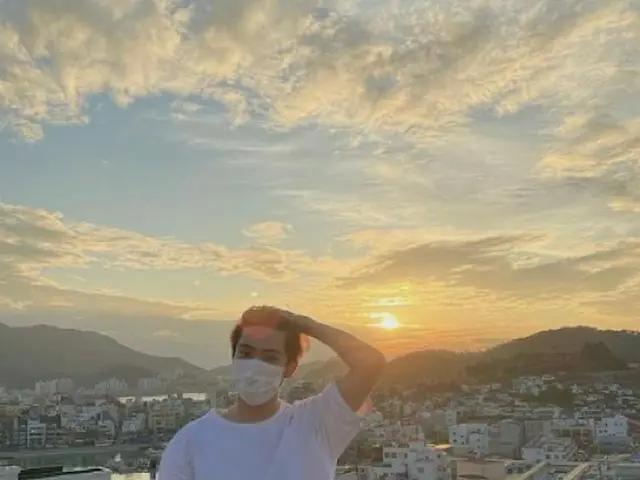 「NCT」ジェヒョン、24歳の誕生日…夕焼けほど美しいビジュアル（画像提供:wowkorea）